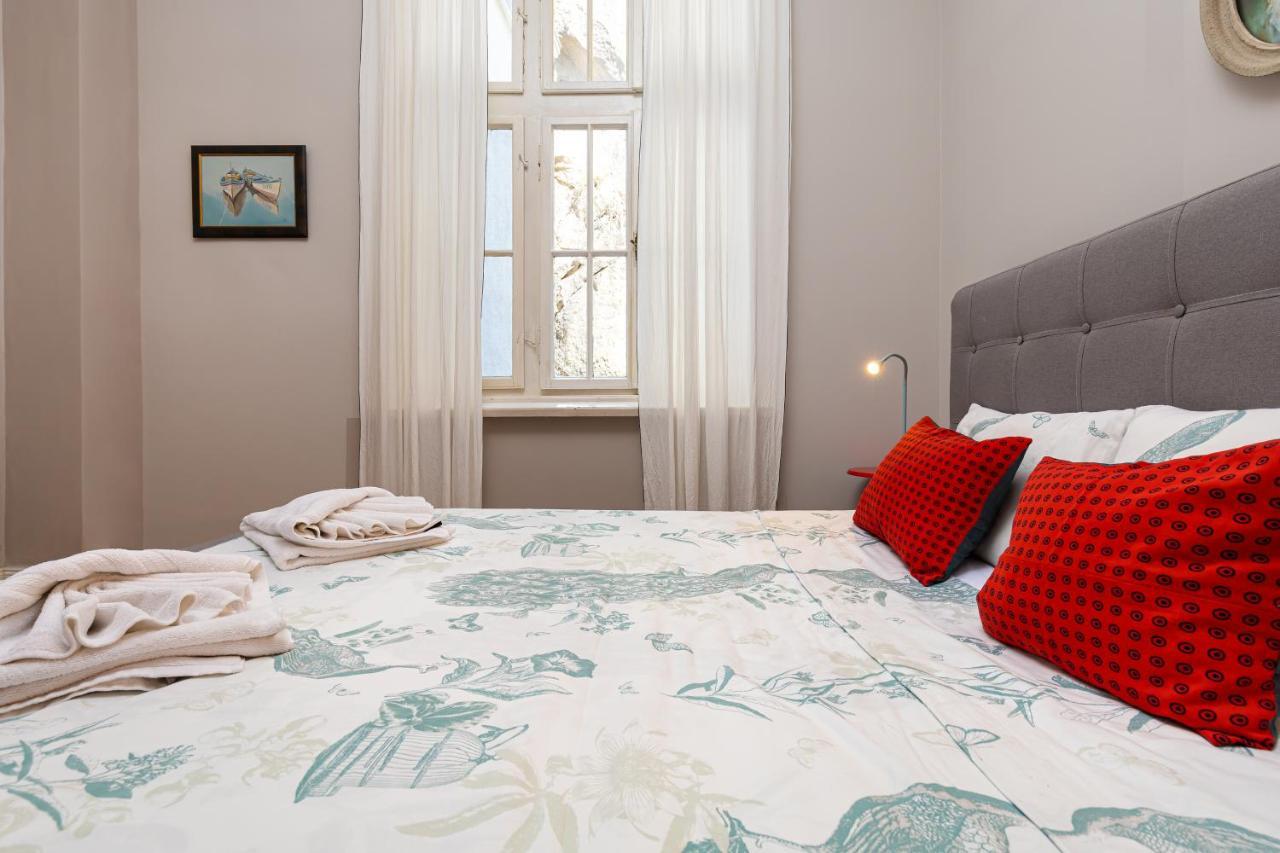 The Old Town Vintage 2-Bedroom Jewel By Flat Mаnager Φιλιππούπολη Εξωτερικό φωτογραφία