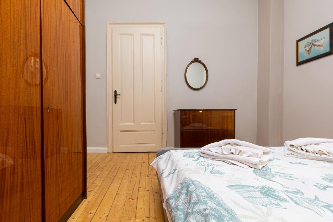 The Old Town Vintage 2-Bedroom Jewel By Flat Mаnager Φιλιππούπολη Εξωτερικό φωτογραφία
