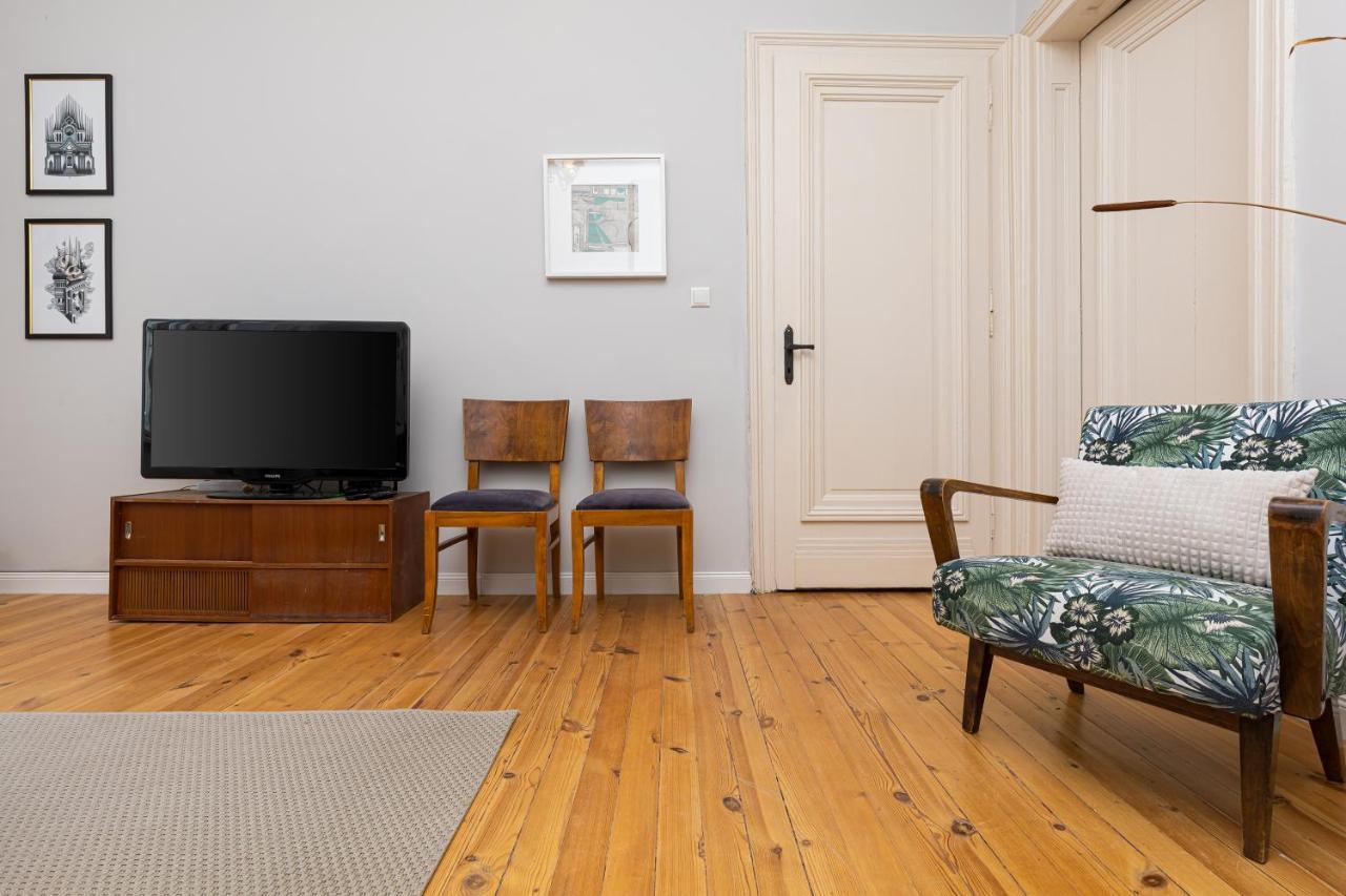 The Old Town Vintage 2-Bedroom Jewel By Flat Mаnager Φιλιππούπολη Εξωτερικό φωτογραφία